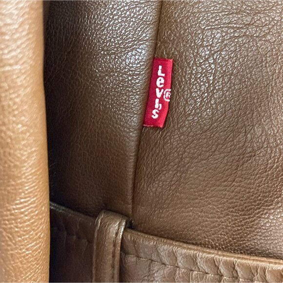 Levi's Brown Faux Leather Biker Jacket With Zipped Pockets & Belted Waist Sz XL - Picture 9 of 13